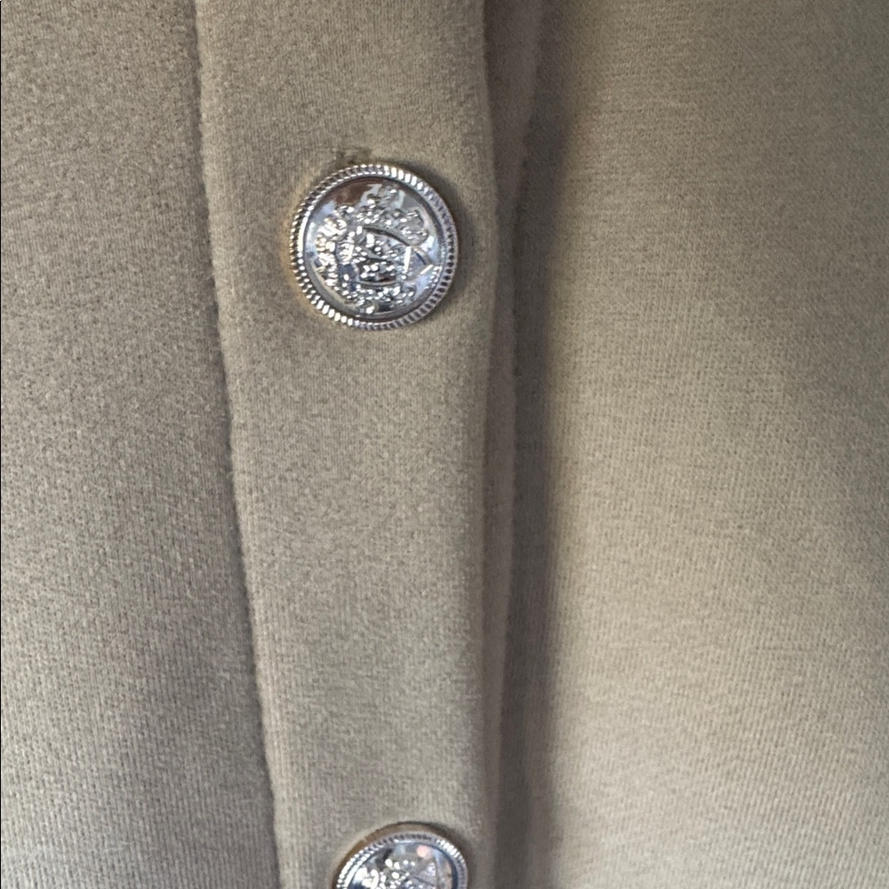 Oversized Cotton blend Jacket with gold buttons. Beige. NWT. - Picture 6 of 7